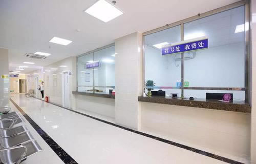 黑平台不给出款,网站还让存在.文章概览(图)
