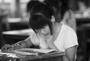 平台取款通道维护审核不给出款.读者的话(图)